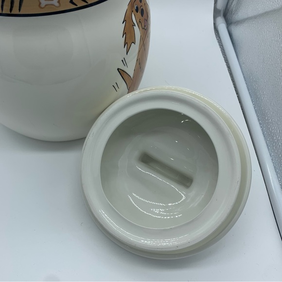 SOLD!! Inspirado Doggie Treat Canister Dog Biscuit Cookie Jar Ceramic - Picture 6 of 8